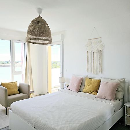 Lakeside Provence - Appartement Classe 4 Etoiles, Vue Sur Le Lac, Parking Sous-Sol, Double Clim Monteux Esterno foto