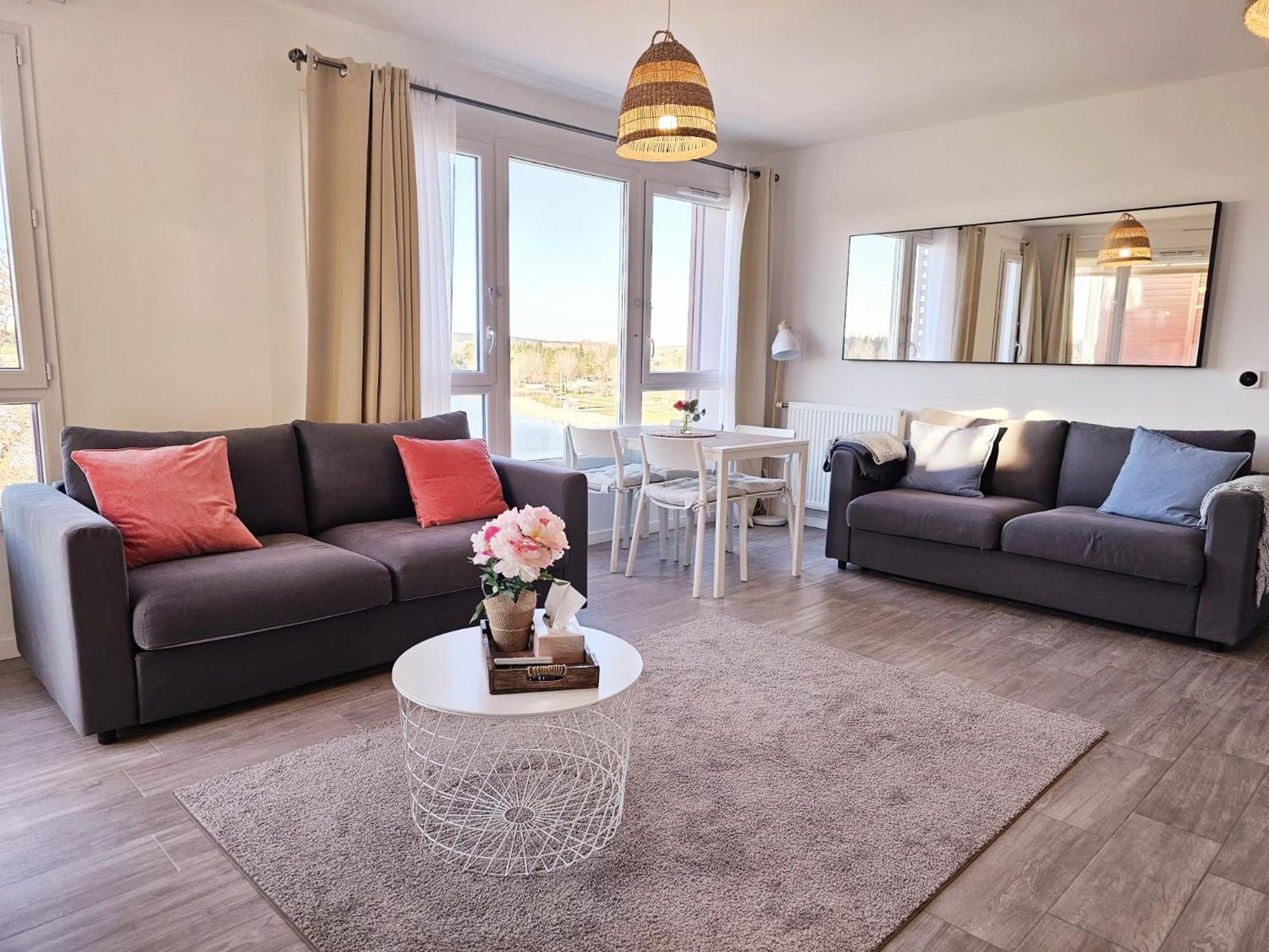 Lakeside Provence - Appartement Classe 4 Etoiles, Vue Sur Le Lac, Parking Sous-Sol, Double Clim Monteux Esterno foto
