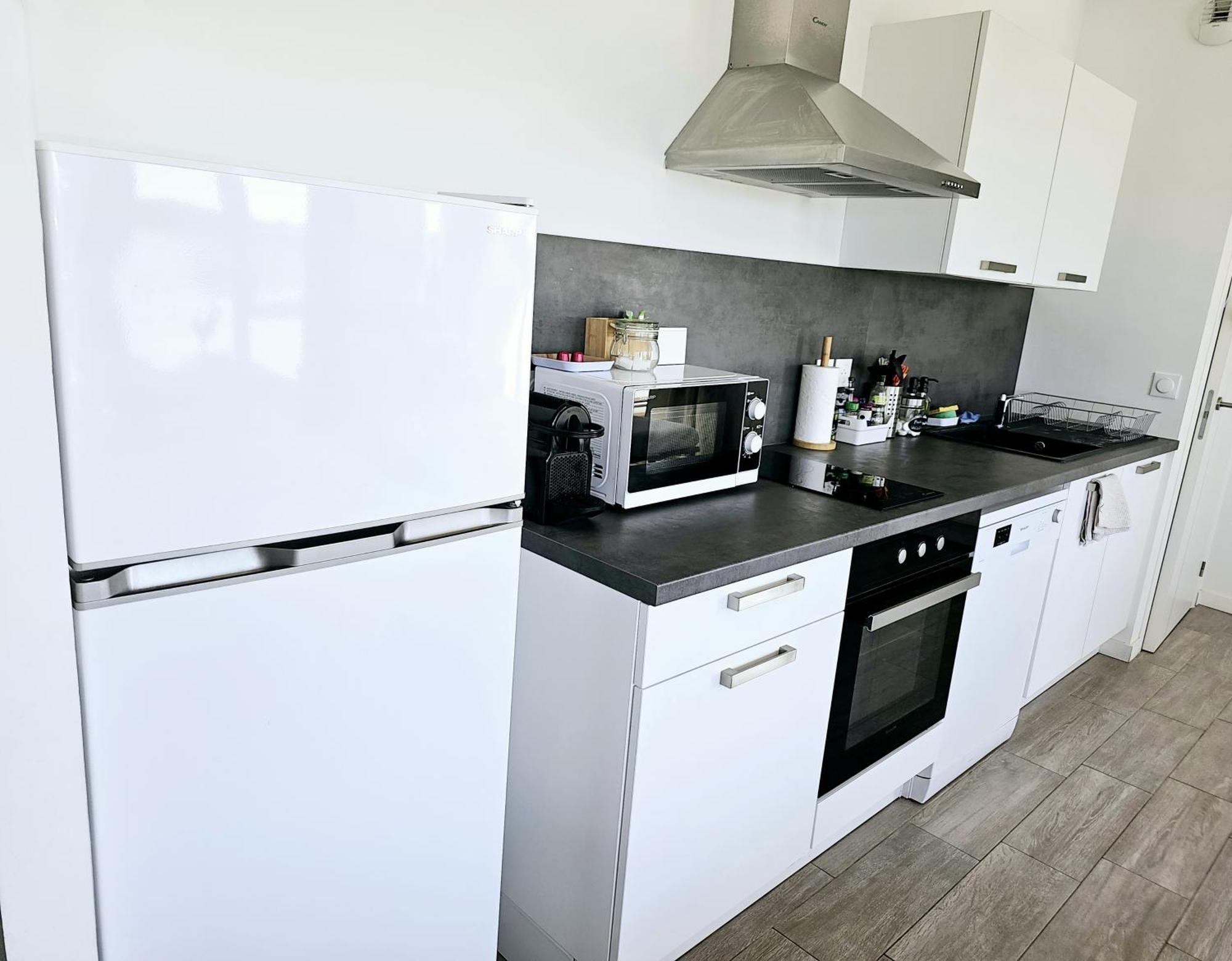 Lakeside Provence - Appartement Classe 4 Etoiles, Vue Sur Le Lac, Parking Sous-Sol, Double Clim Monteux Esterno foto